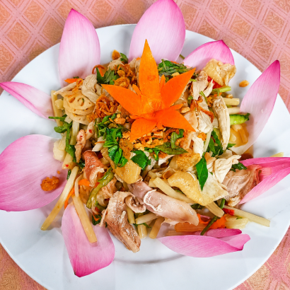 Gỏi Ngó Sen Gà Xé