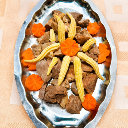 Bò Nấu Ngũ Sắc